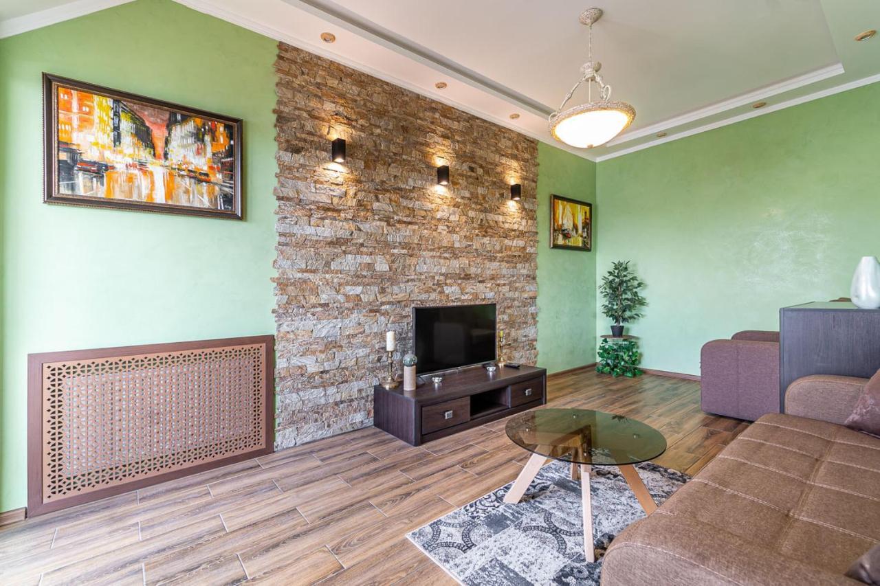 Apartments “U Prawnika” Львів Екстер'єр фото